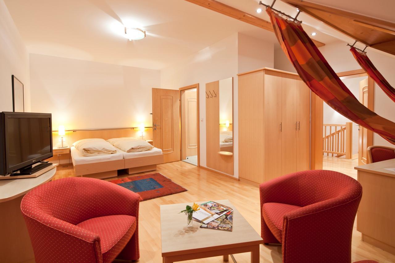 Weingut Und Gaestehaus Berger Gedersdorf Kültér fotó